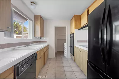 24200 Post Master, Harbor City, CA 90710 - Photo 6