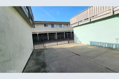 229 S Delano, Anaheim, CA 92804 - Photo 12