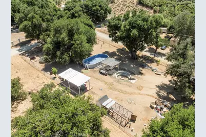 15221 Calle San Luis Potosi, Green Valley, CA 91390 - Photo 36