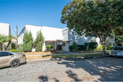 705 E Santa Fe Avenue, Fullerton, CA 92831 - Photo 2