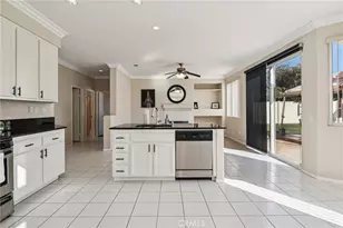 5667 Dartmoor Cir, Oceanside, CA 92057 - Photo 14