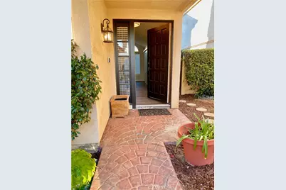 286 Carefree, Costa Mesa, CA 92627 - Photo 4