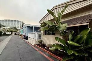 80 Huntington Street, Huntington Beach, CA 92646 - Photo 2