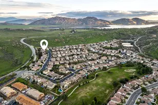 27924 De La Valle Dr, Moreno Valley, CA 92555 - Photo 18