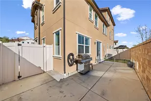 27448 Clarise Ln, Murrieta, CA 92562 - Photo 22