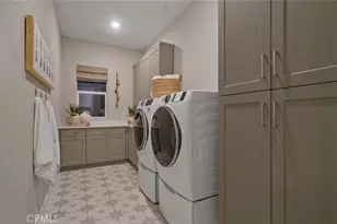 29409 Via Diamante, Valencia, CA 91354 - Photo 26