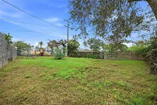 12815 S San Pedro St, Los Angeles, CA 90061 - Photo 22