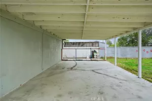 12815 S San Pedro St, Los Angeles, CA 90061 - Photo 20