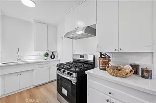 2100 W Valencia Dr, Fullerton, CA 92833 - Photo 16