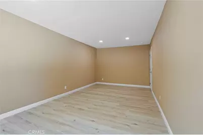 16511 Halsey, Granada Hills, CA 91344 - Photo 30