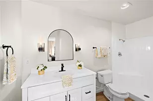 23401 Caminito Lazaro, Laguna Hills, CA 92653 - Photo 22