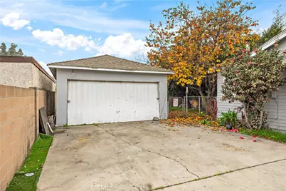 9458 Beverly, Bellflower, CA 90706 - Photo 22