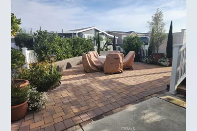 16222 Monterey, Huntington Beach, CA 92649 - Photo 6