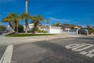 348 Hamilton, Costa Mesa, CA 92627 - Photo 48