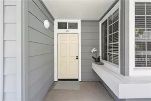 20331 Bluffside, Huntington Beach, CA 92646 - Photo 2