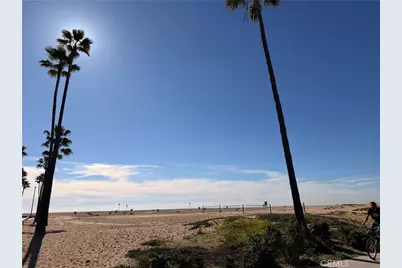 418 #A E Oceanfront, Newport Beach, CA 92661 - Photo 30