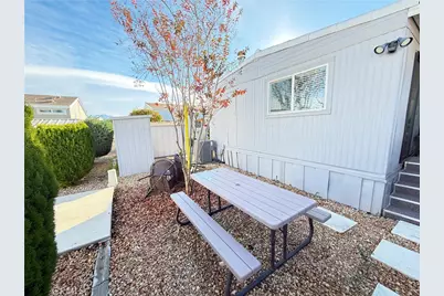 2205 Acacia #62, Hemet, CA 92543 - Photo 18