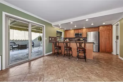 1348 Camelot Drive, Corona, CA 92882 - Photo 12