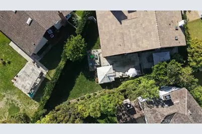 2056 Port Weybridge, Newport Beach, CA 92660 - Photo 38