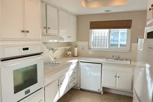 2335 Avenida Sevilla, Laguna Woods, CA 92637 - Photo 10