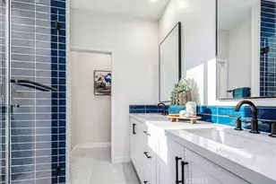 12720 Azure Wy, Hawthorne, CA 90250 - Photo 10