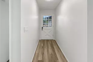 6025 Brett Dr, Sacramento, CA 95842 - Photo 12