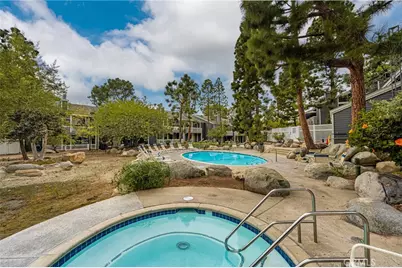 25287 Pine Creek Lane, Wilmington, CA 90744 - Photo 20