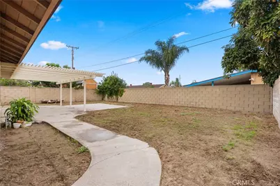 7666 Larkspur, Buena Park, CA 90620 - Photo 24