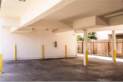 13025 Roselle Avenue, Hawthorne, CA 90250 - Photo 2