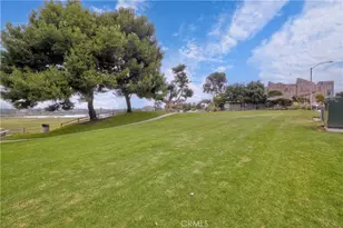 543 Laguna Dr, Carlsbad, CA 92008 - Photo 38