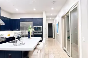 158 Scale, Irvine, CA 92618 - Photo 4