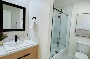 15505 La Valle St, Sylmar, CA 91342 - Photo 8