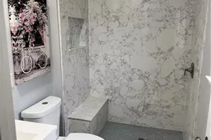 2121 Sandalwood Dr, Stockton, CA 95210 - Photo 10