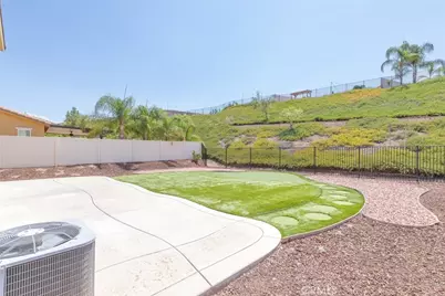 35135 Sorrel Lane, Lake Elsinore, CA 92532 - Photo 32