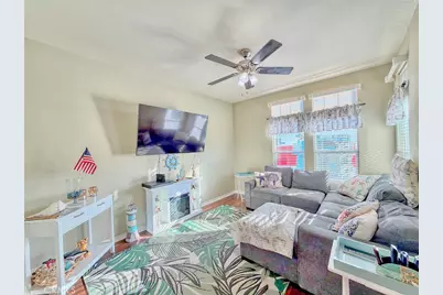 7652 Garfield #7, Huntington Beach, CA 92648 - Photo 6