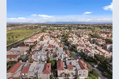 19281 Meadowood, Huntington Beach, CA 92648 - Photo 56