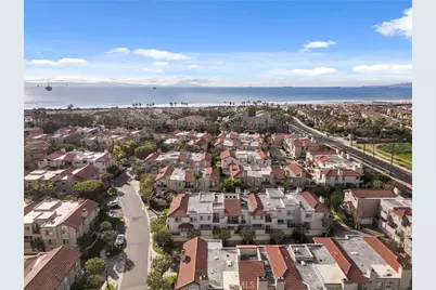 19281 Meadowood, Huntington Beach, CA 92648 - Photo 52