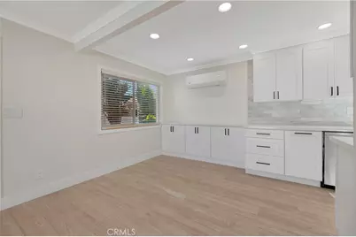 209 13th Street #D, Huntington Beach, CA 92648 - Photo 8