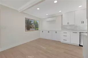 209 13th St, Huntington Beach, CA 92648 - Photo 8