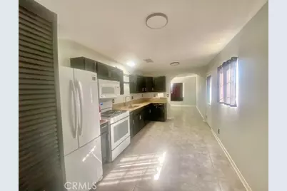 6116 Mariposa, 29 Palms MCB, CA 92277 - Photo 8