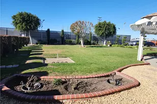 19251 Brookhurst, Huntington Beach, CA 92646 - Photo 34