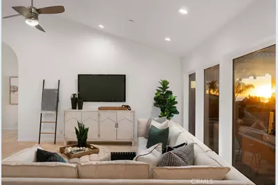 703 Avenida Presidio, San Clemente, CA 92672 - Photo 16