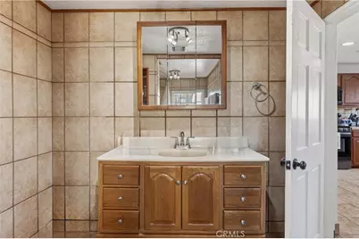 606 N Park, Pomona, CA 91768 - Photo 12