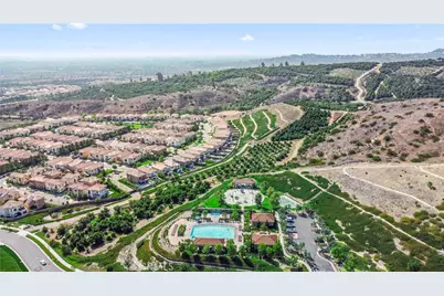 173 Somera, Irvine, CA 92602 - Photo 54