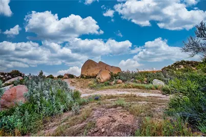 42050 Avenida Escala, Murrieta, CA 92562 - Photo 8