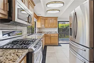 3 Palos, Irvine, CA 92612 - Photo 6