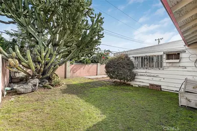 725 S Flintridge, Santa Ana, CA 92704 - Photo 24