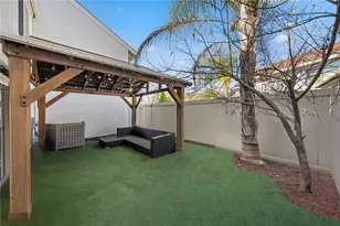 5 Robin Hill Ln, Laguna Hills, CA 92653 - Photo 24