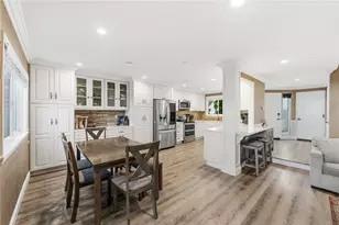 5 Robin Hill Ln, Laguna Hills, CA 92653 - Photo 10