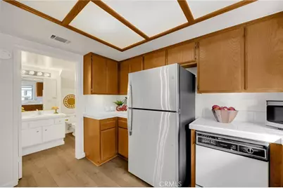 3878 Howard Avenue #8, Los Alamitos, CA 90720 - Photo 18